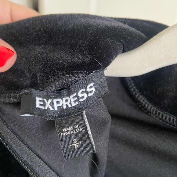 NWT Velvet Black Mock Neck Dress 🎁COMES WITH A GIFT🎁 - Picture 2 of 12